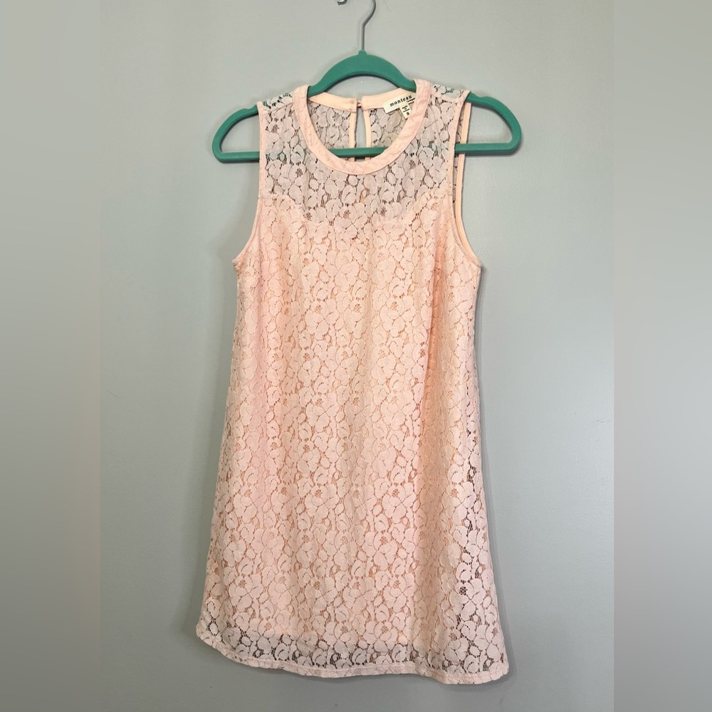 Pink lace sleeveless dress